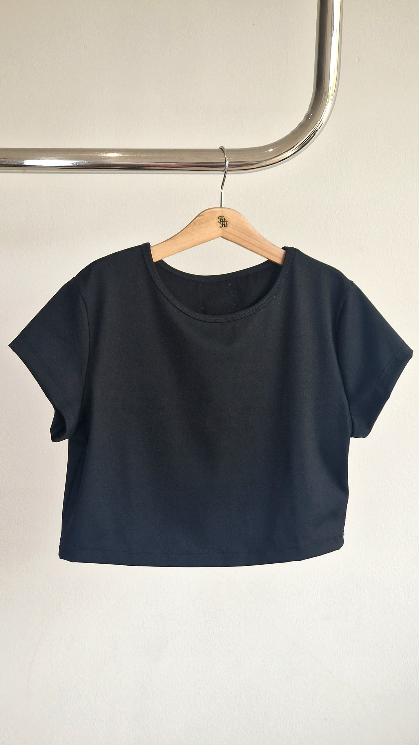 Top Crop Preto