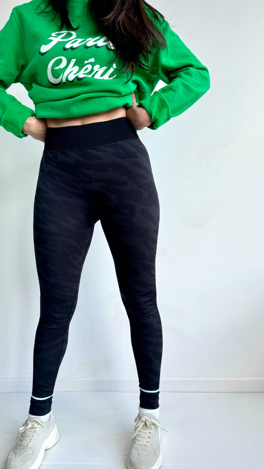 Legging Animal Print Preta