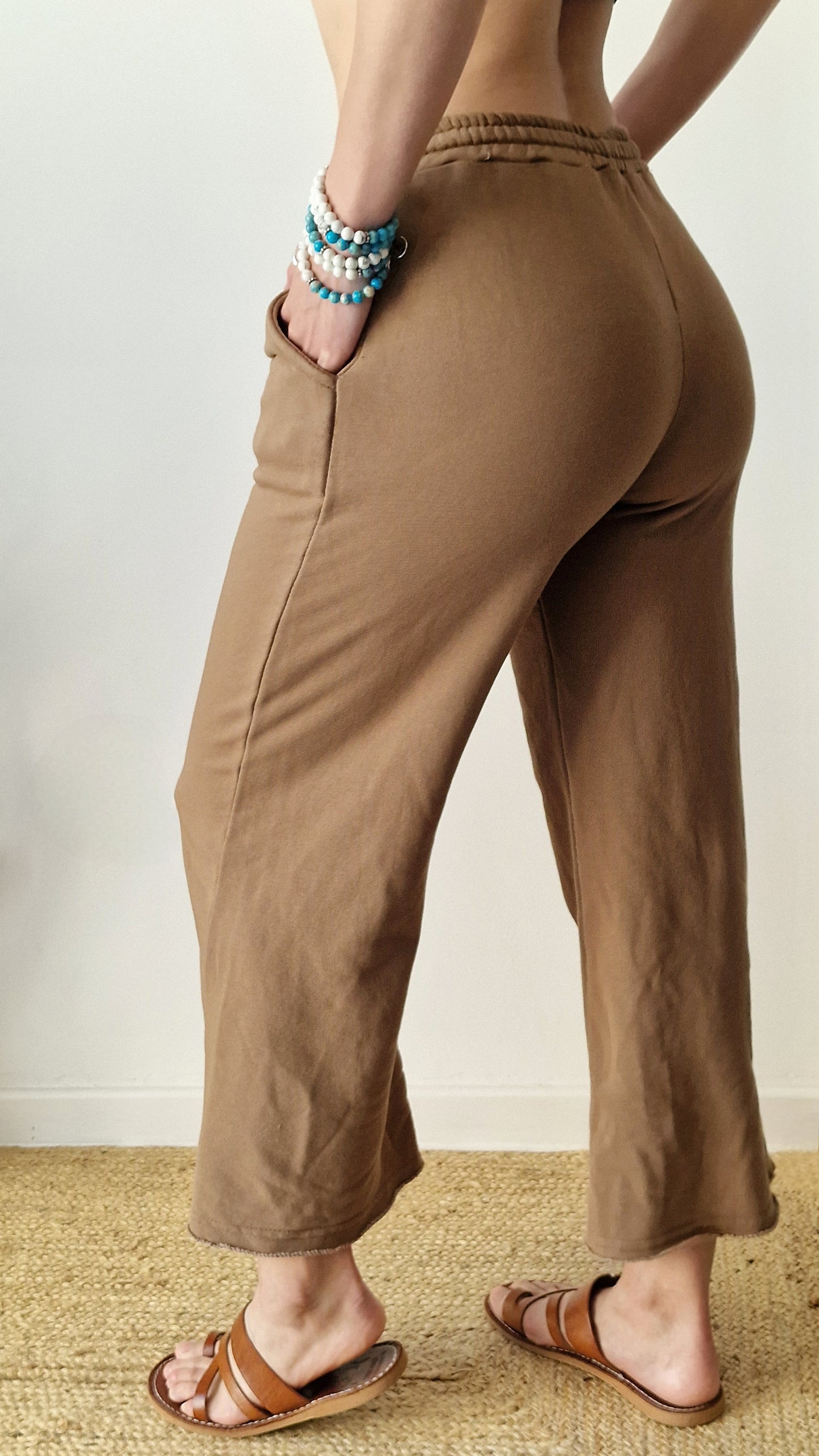 Calças Zen Cropped Camel