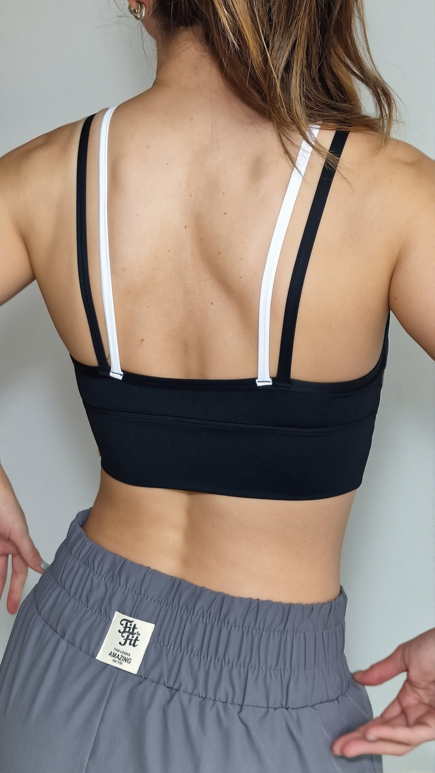 Top Dual Bicolor Preto/Branco