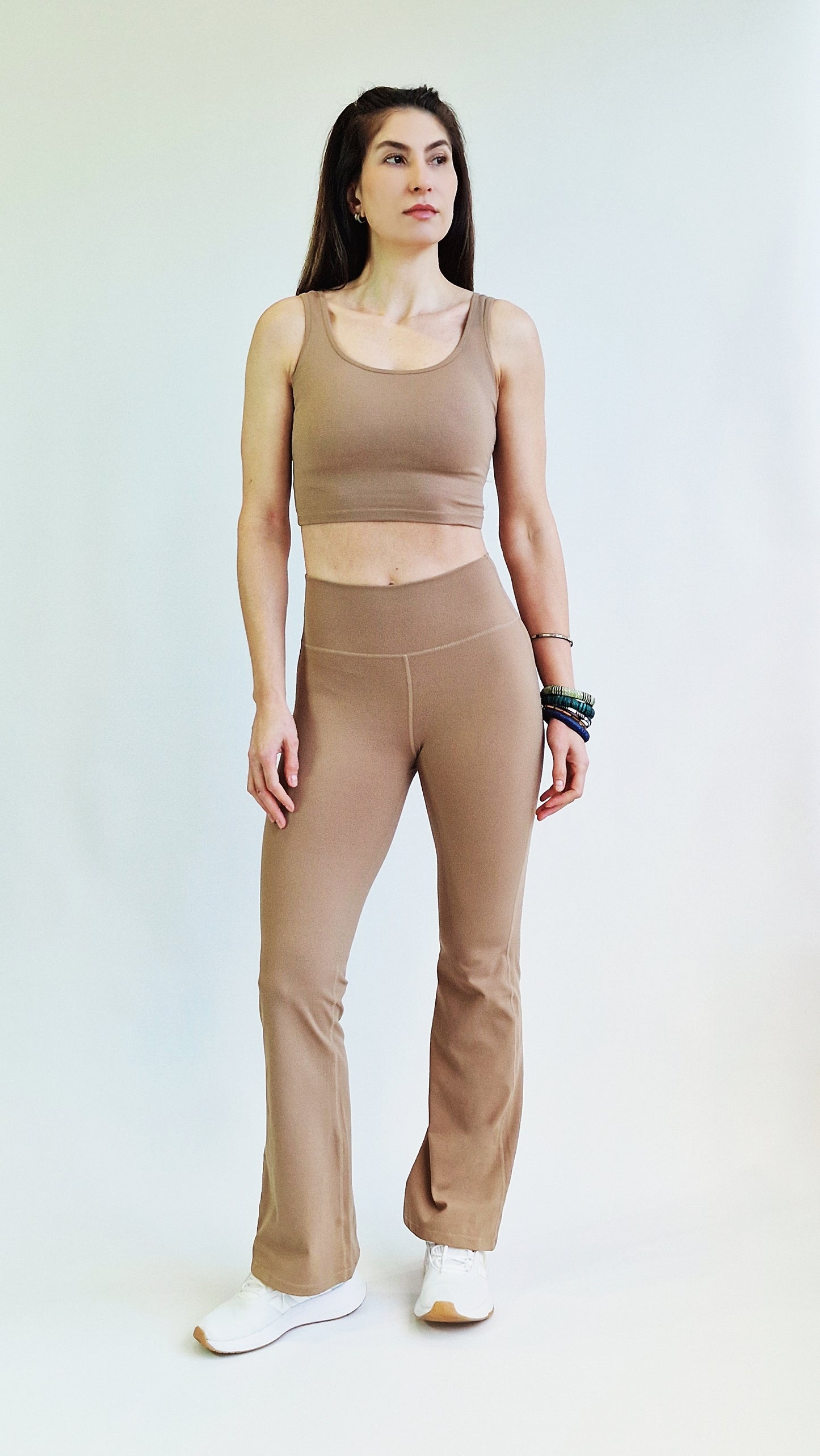 Top Comprido com Alças Duplas e Estrutura Interna Mocha