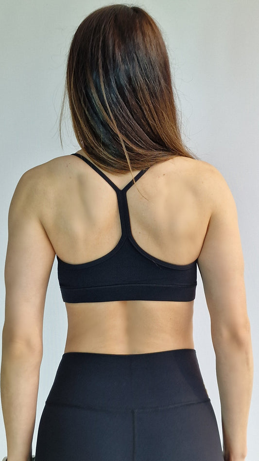 Top com Alcas em Y Preto