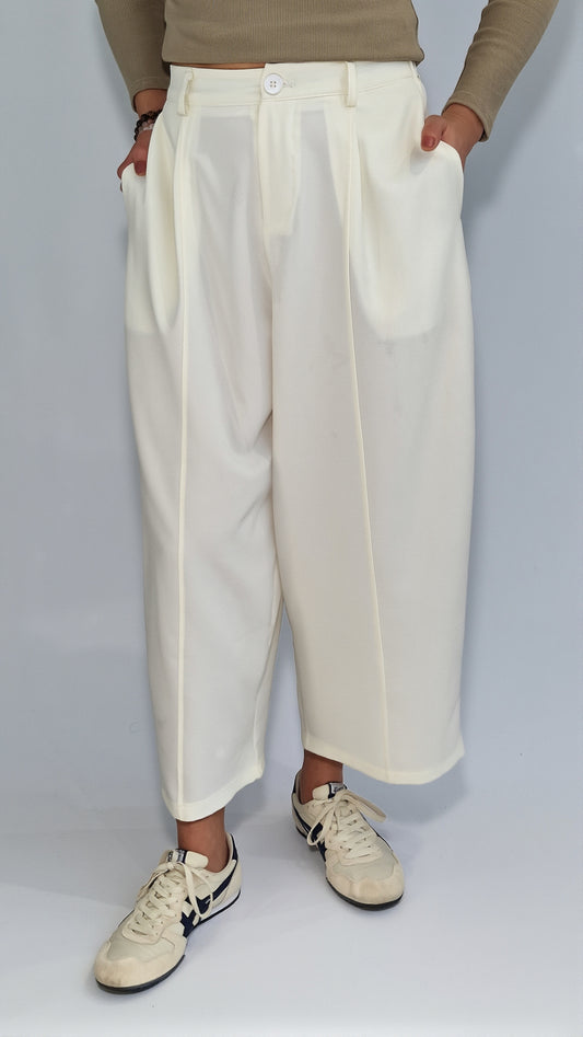 Calça Barrel Cropped Marfim