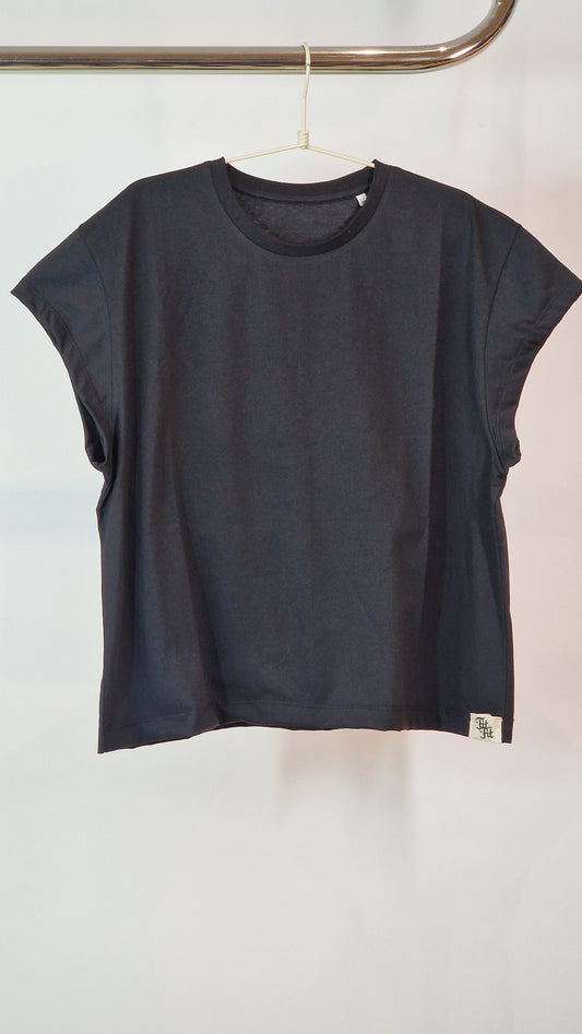 T-Shirt Basic Contorno Preta