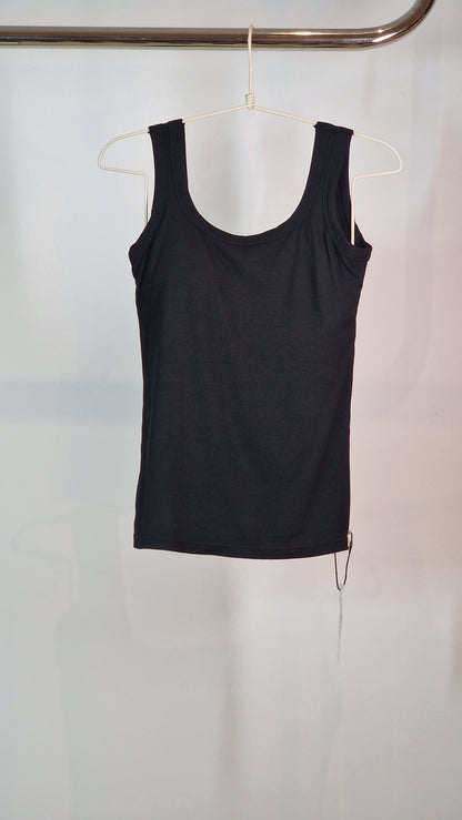 T-Shirt Canelada Com Copas Preto