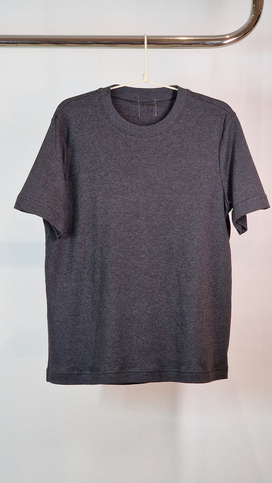 T-Shirt BASIC Cinza Chumbo