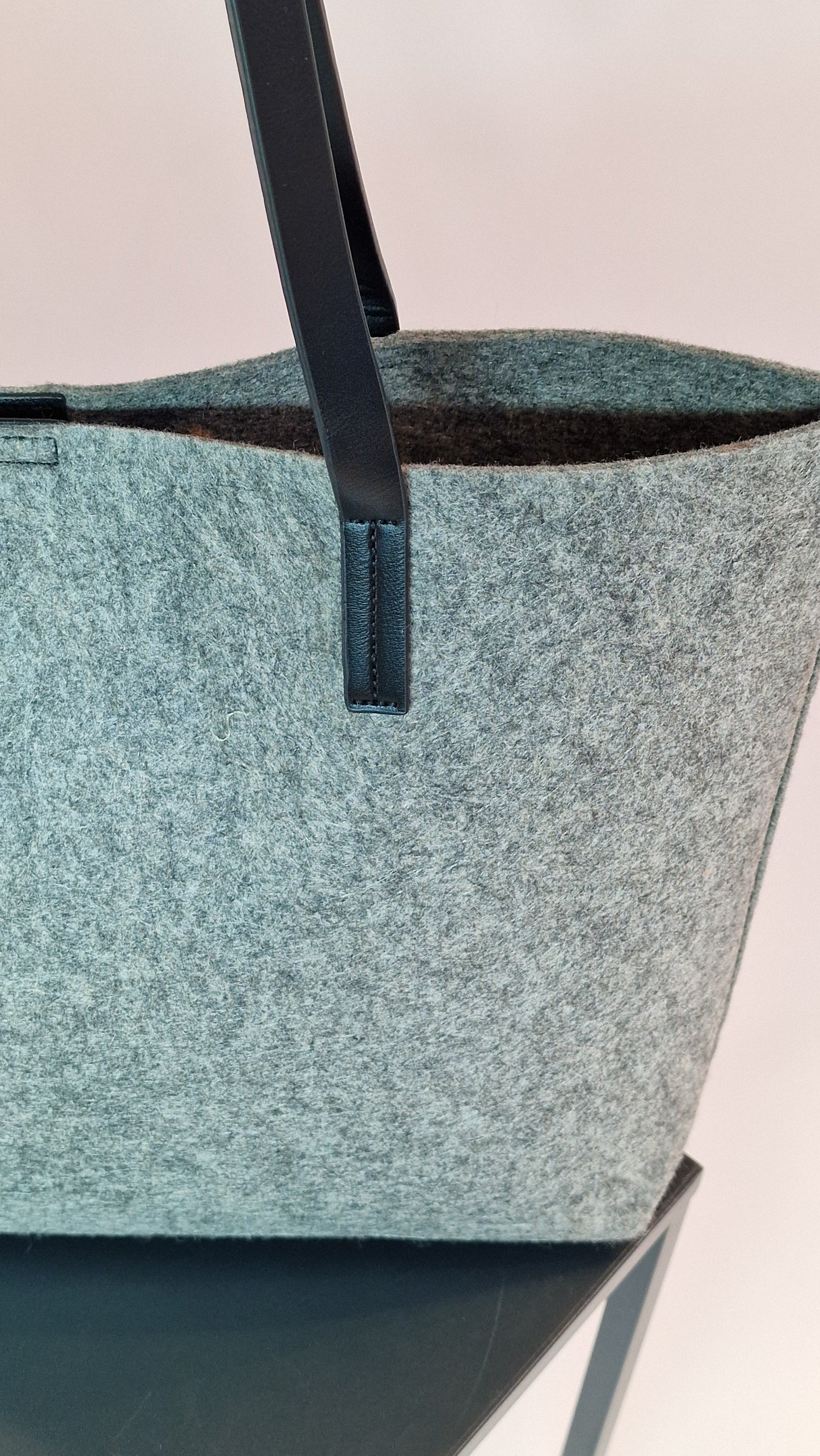 SHOP BAG Feltro Cinza com Bolsa