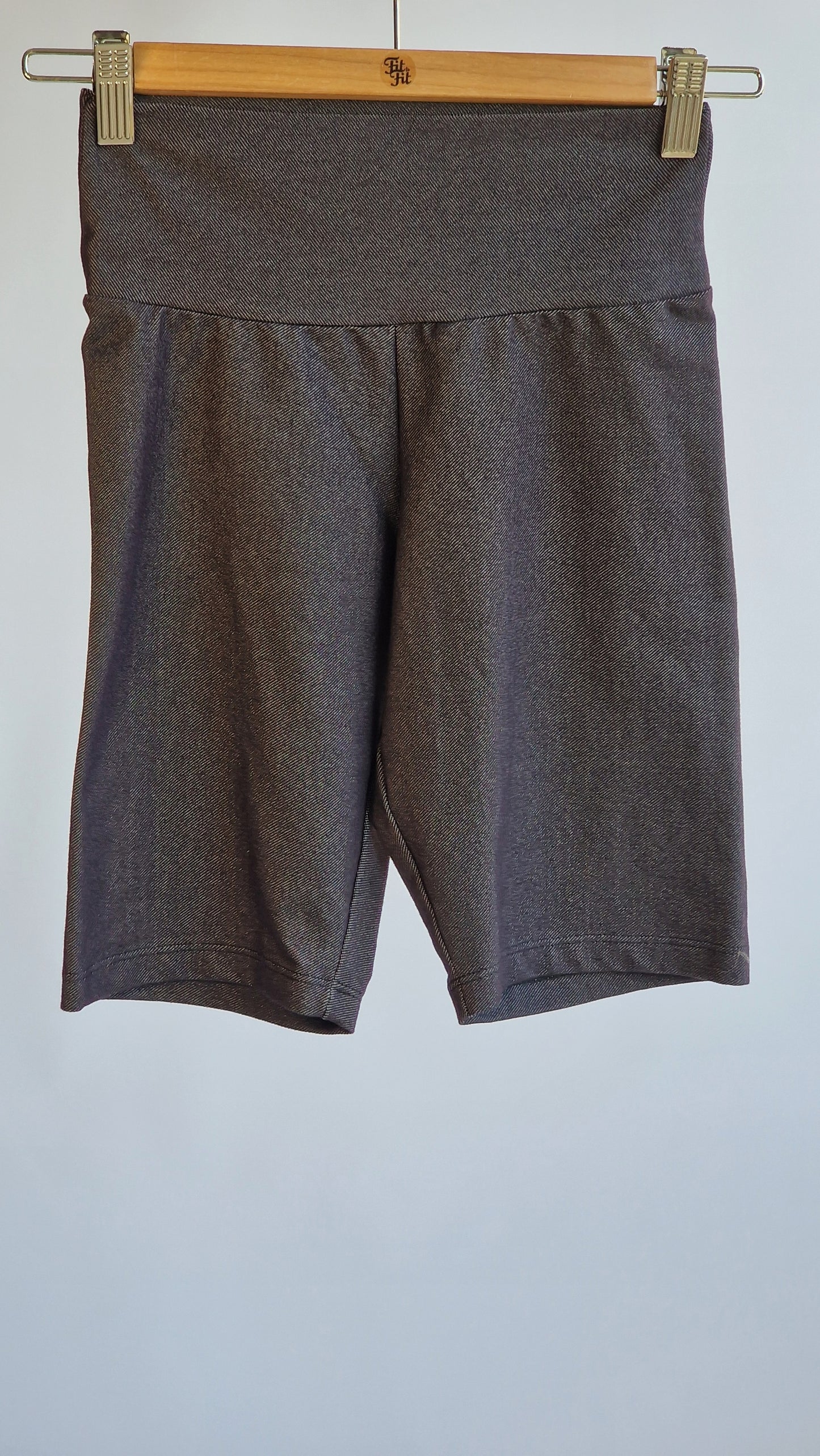 Short Cinza Grafite