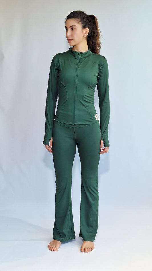 Casaco Running e Calça Flare Verde