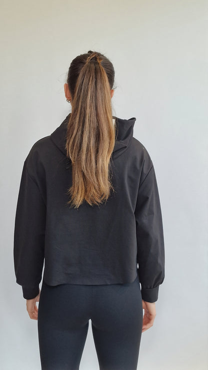 Sweater Crop Raw Preta