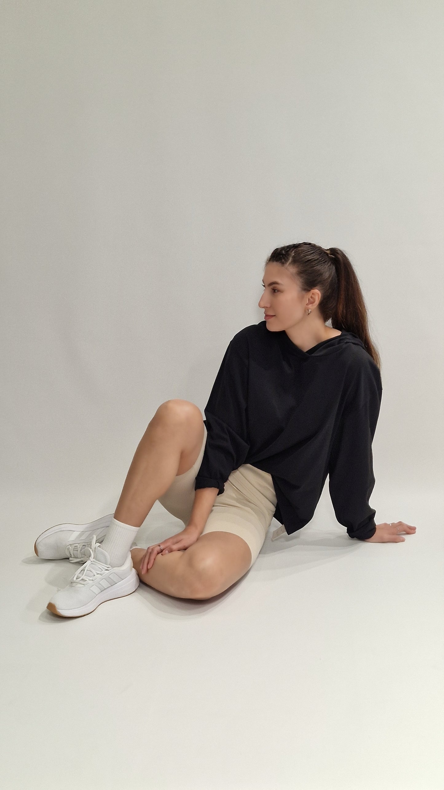 Sweatshirt Oversized com Capuz Preto