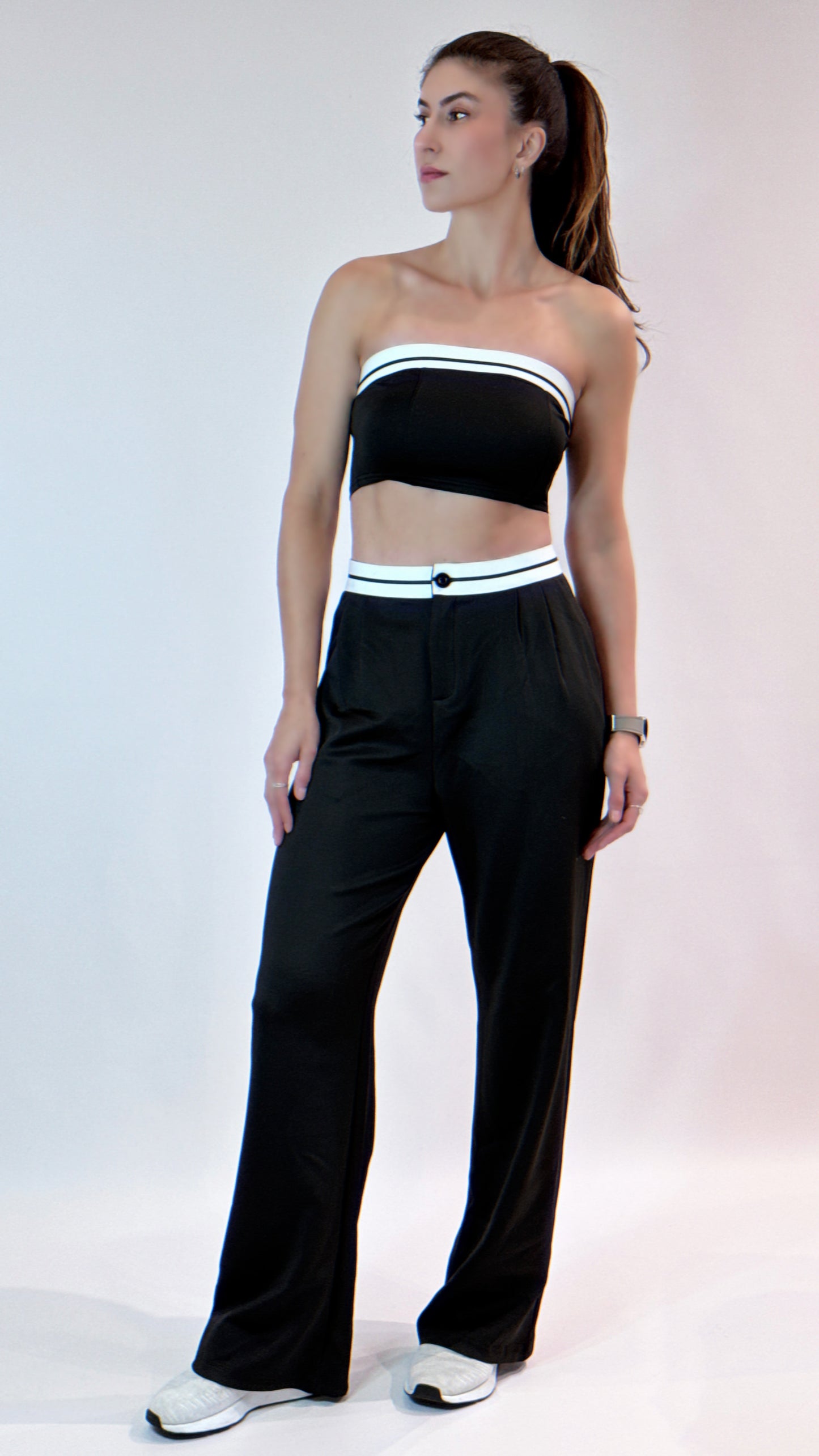 Conjunto Voyage Preto