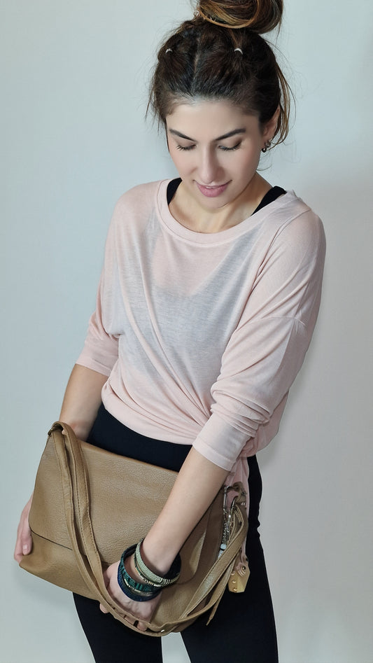 Blusa Comprida Fluida c Abertura Lateral Nude Rosado