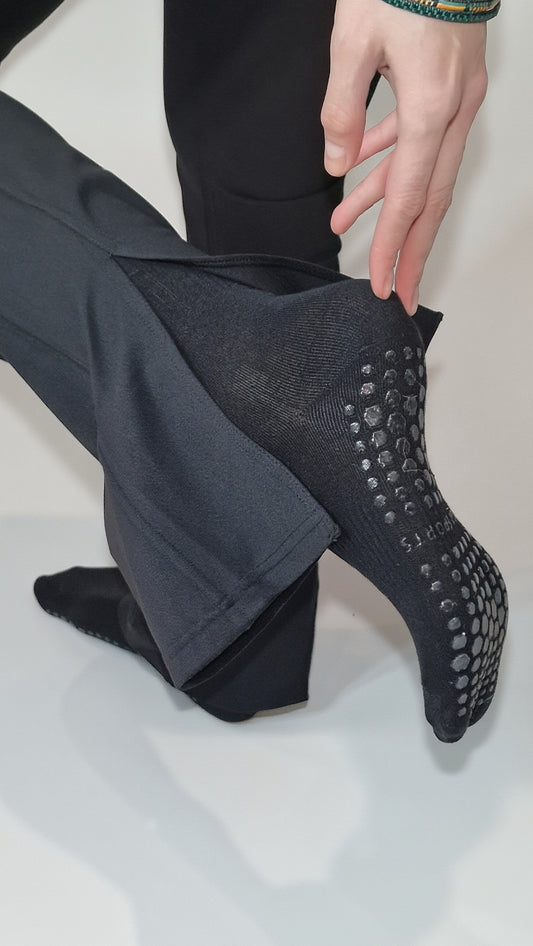 Leggings Flare com Aberturas Laterais Preto