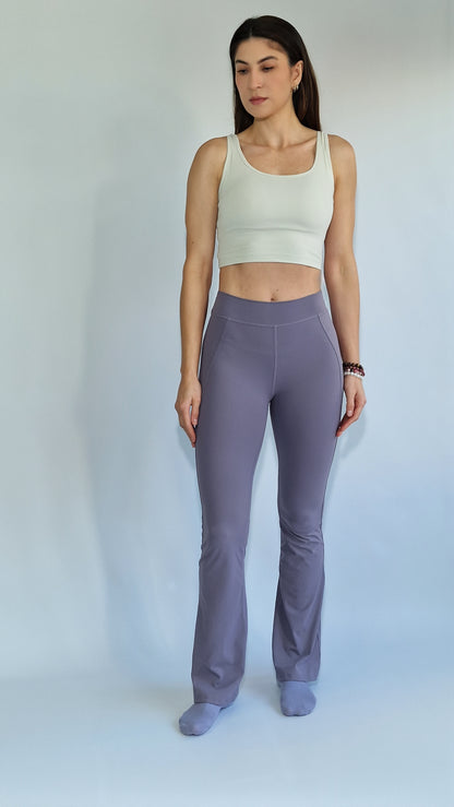 Leggings Flare com Aberturas Laterais Lilas
