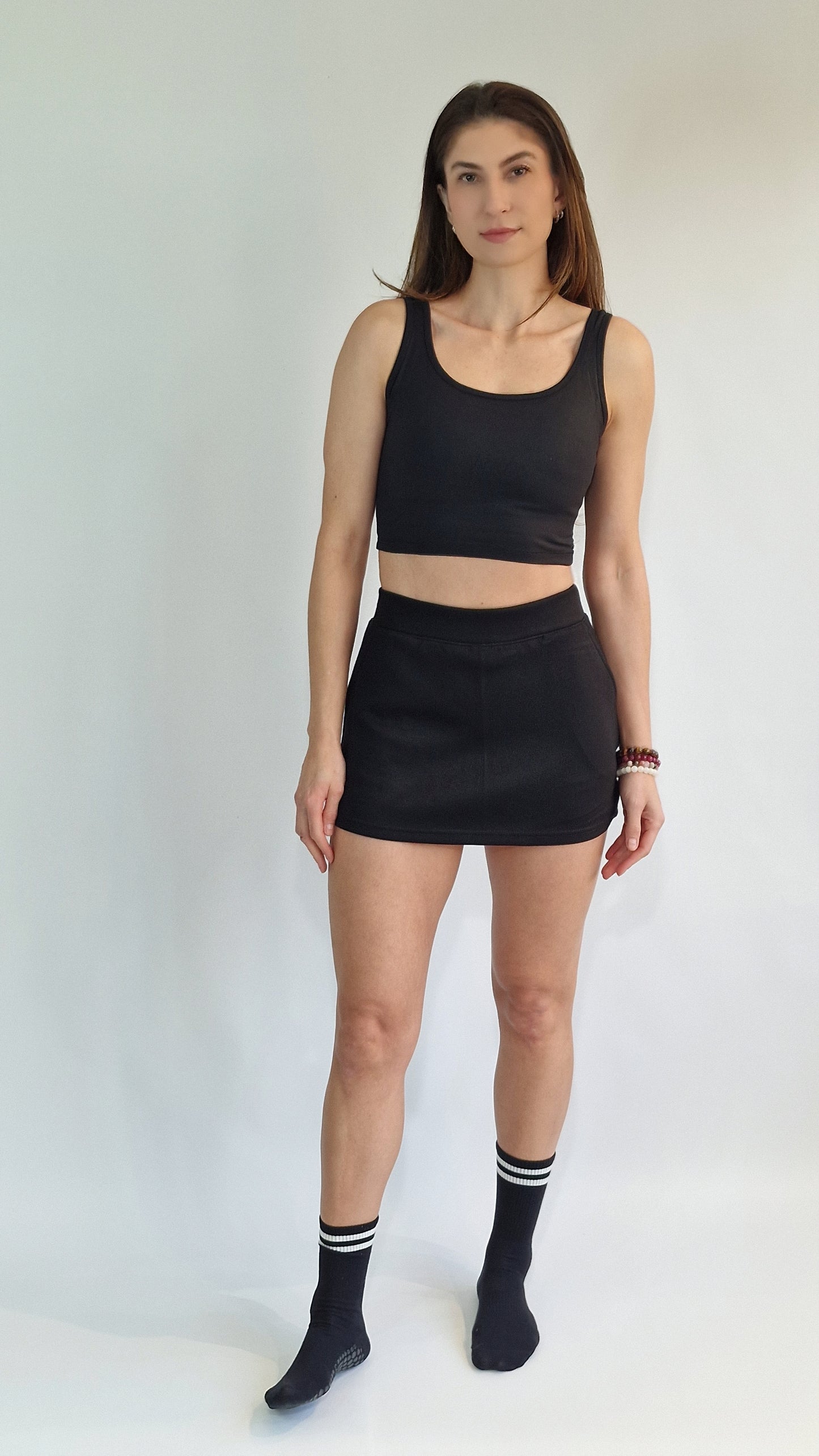 Top Comprido com Alças Duplas e Estrutura Interna Preto