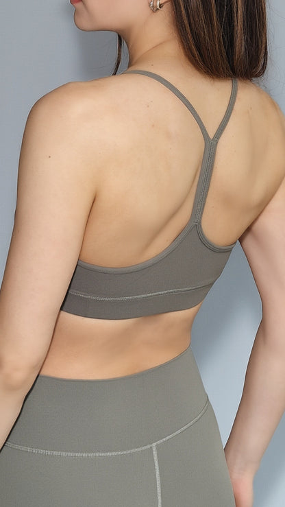 Top com Alcas em Y Verde Seco