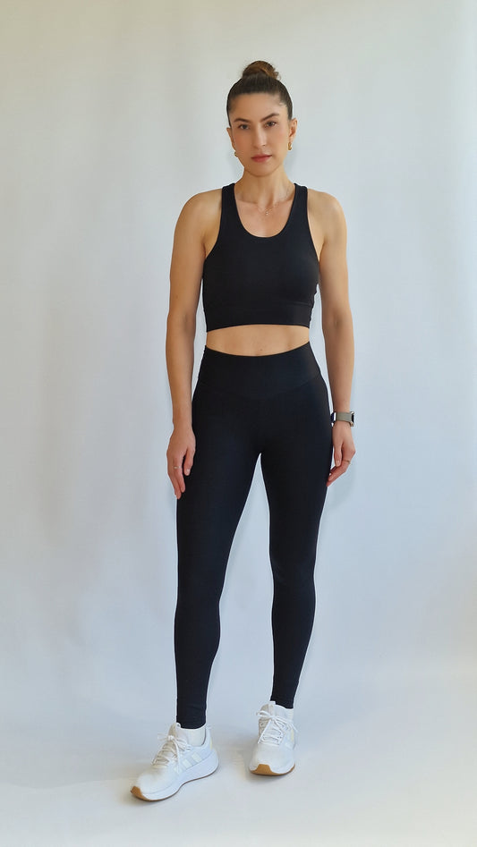 Conjunto Classic Preto (top + legging)