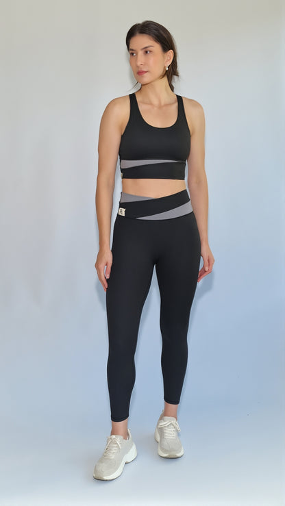 Top Recorte Diagonal Preto & Cinza